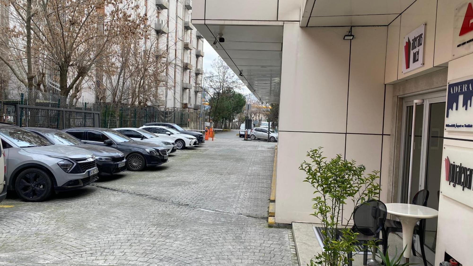 Aderans Hotel — Photos 2